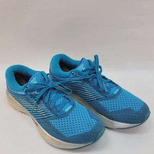Brooks Womens Levitate Size 9.5